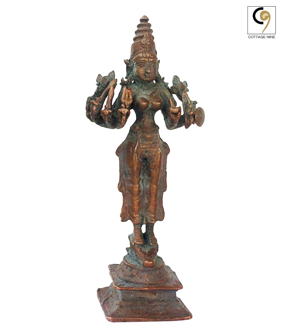 Small-Copper-Idol-of-Devi-Vaishnavi-1
