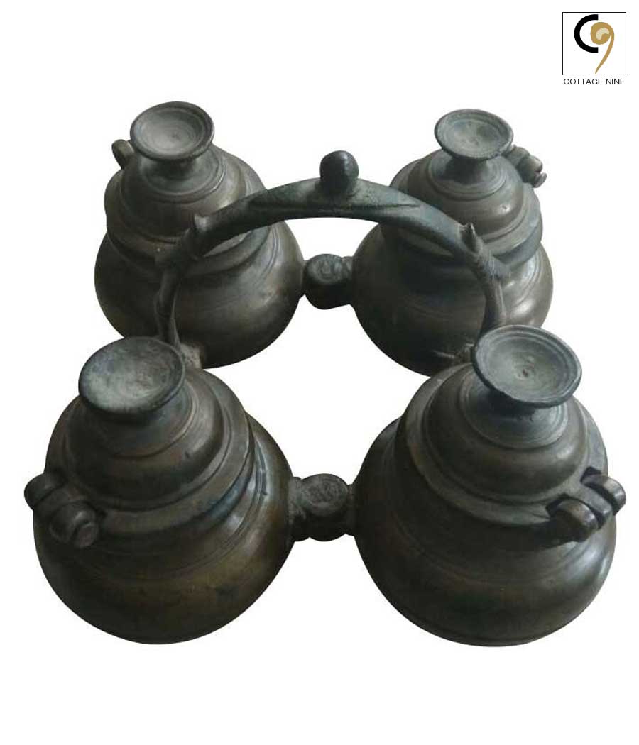 Very-Old-Bronze-Kumkum-Pot-from-Kerala