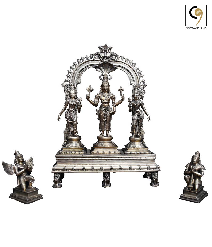 Traditional-Bronze-Idol-set-of-Perumal-Sridevi-and-Bhudevi-1