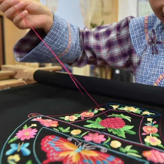 Chinese-Embroidery-The-Techniques-Used-To-Produce-The-Stunning-Art