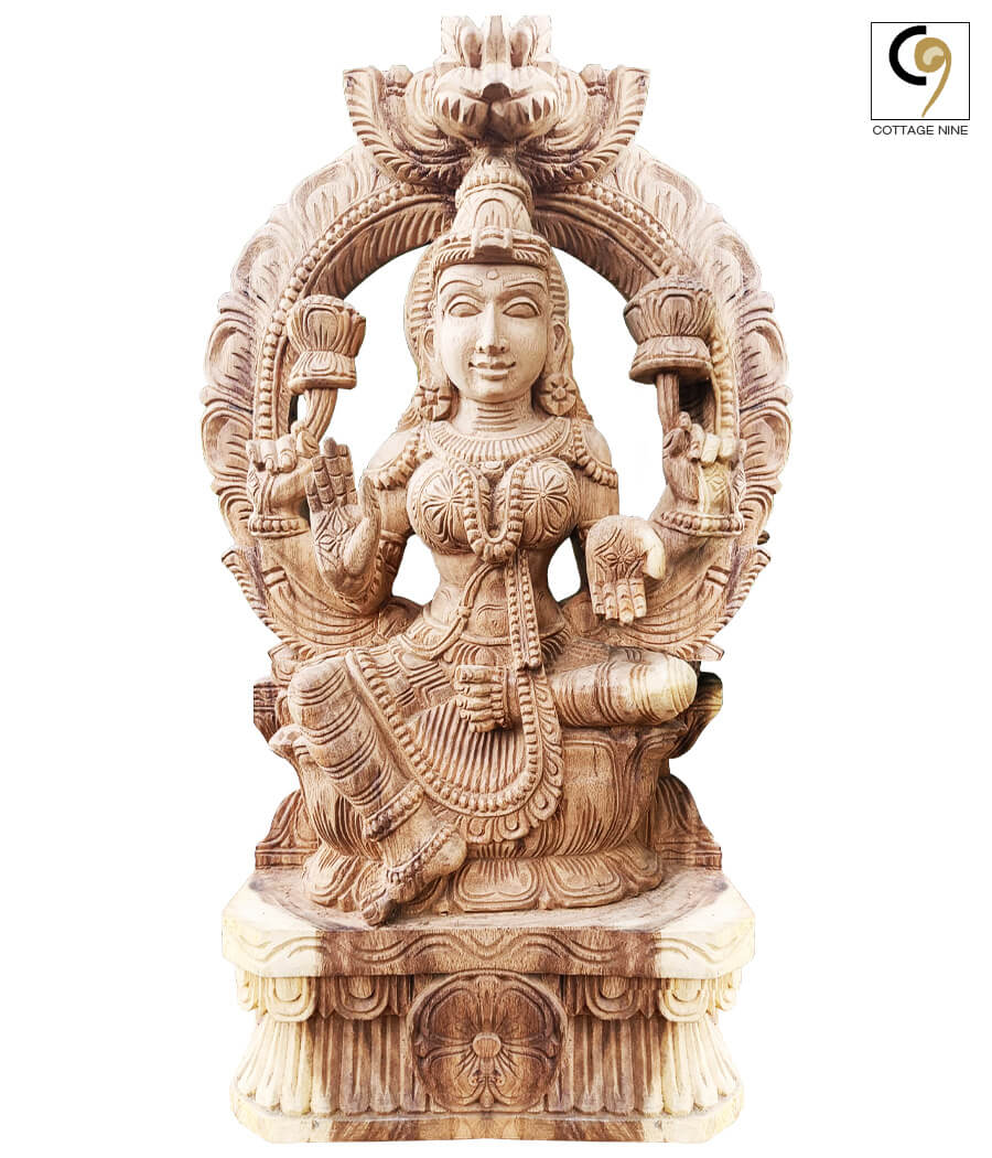 South-Indian-Style,-Four-armed-Idol-of-Devi-Lakshmi-Carved-in-Wood