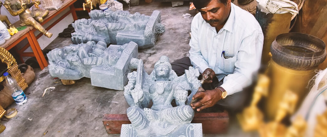 The-Intricate-Process-of-Making-Stone-Statues